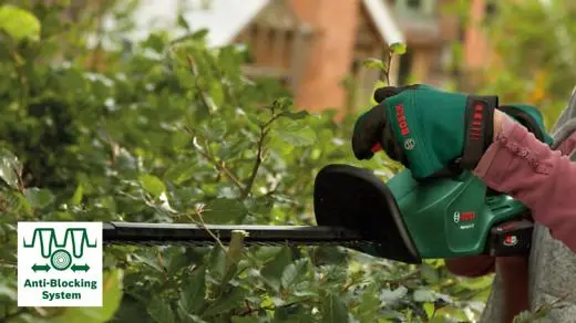 0600849H03 Foarfece de tăiat gard viu fara acumulator EasyHedgeCut 18-45 în România
